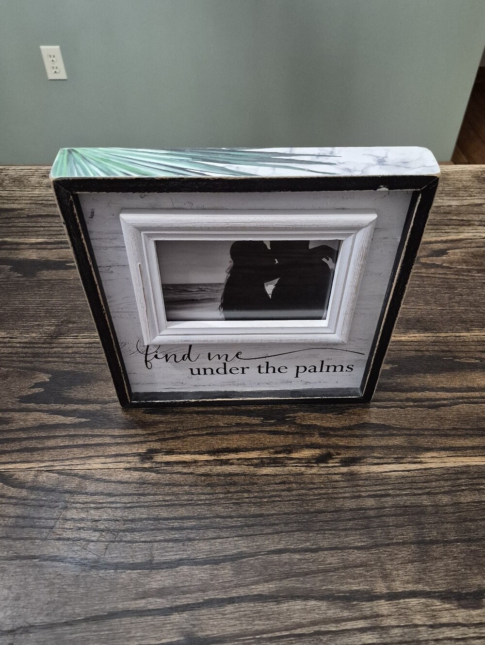 Palm Tree Picture Frame - Picture 2 of 12